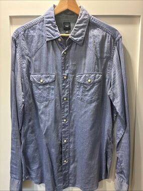 GAP Light Blue Casual Button-Down Shirt